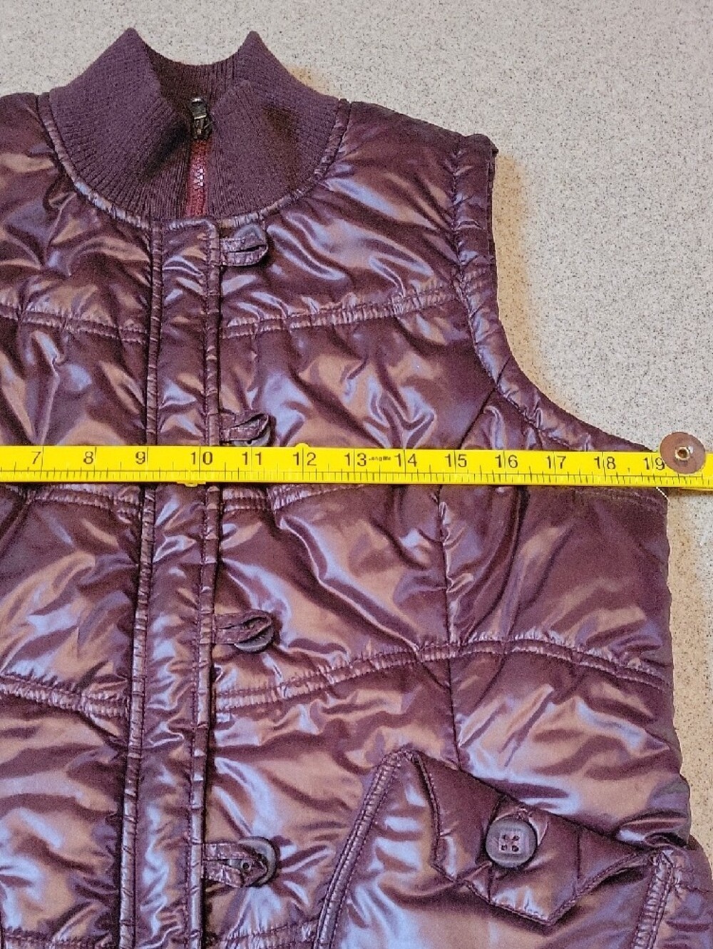 Aventura Quilted Sleeveless Vest in Deep Plum Size Medium Like New - Picture 10 of 11